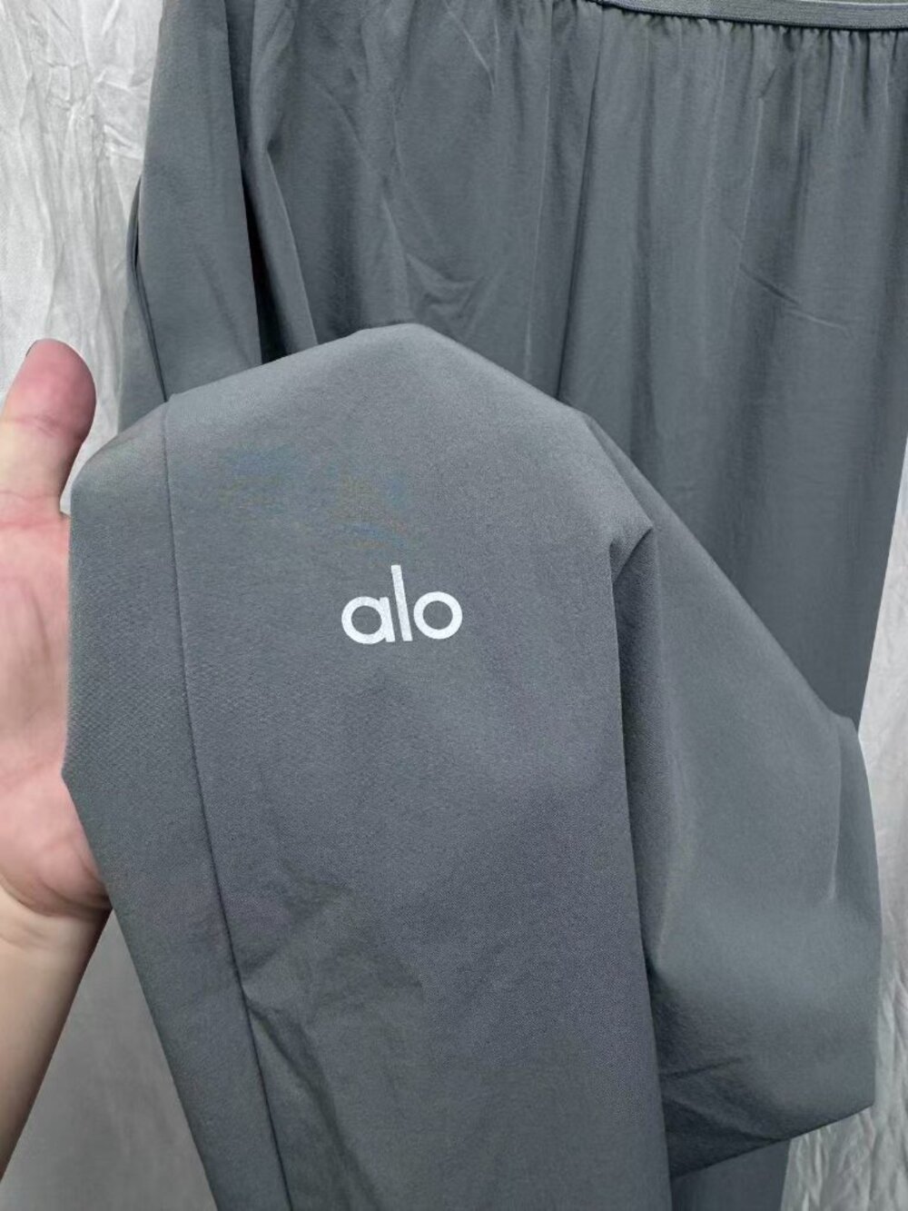 NWT 🧐 Alo Yoga High Rise Wide Leg Suit Up Pant💕 Steel Grey  - (30" inseam) - Picture 6 of 9